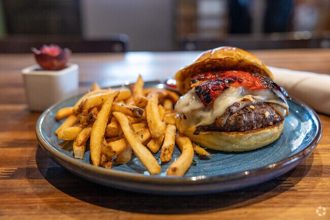 Classic burgers from fresh ingredients at Eurkea.