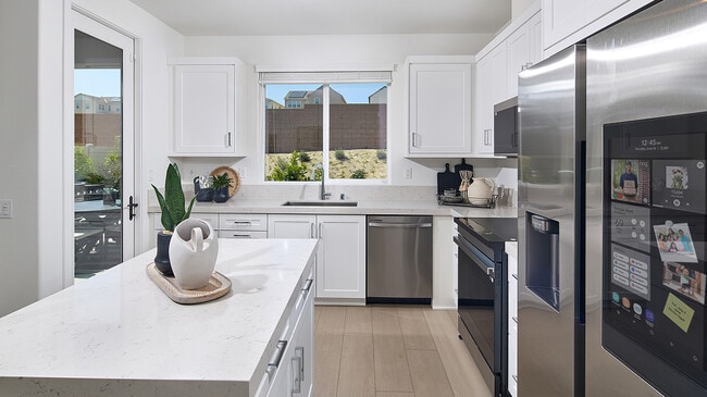 1113 Grassbanks Rd unit 36041084, Chula Vista, CA 91913 - photo 7