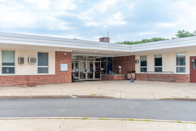 Mary E. Dardess Elementary School is a public pre-K & elementary School in Chatham, NY.