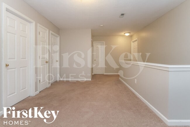 2711 Wortham Way, Indianapolis, IN 46268 - photo 7