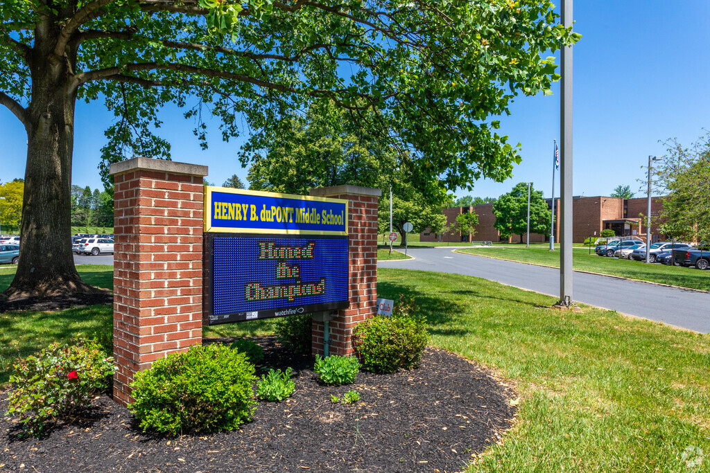 HB DuPont Middle School signage