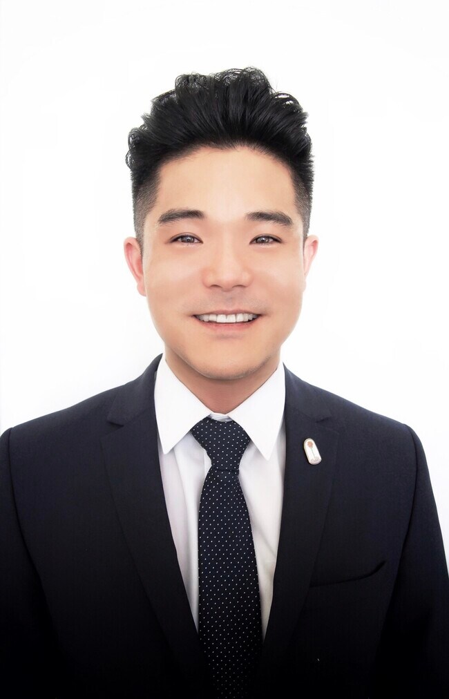 Agent Photo