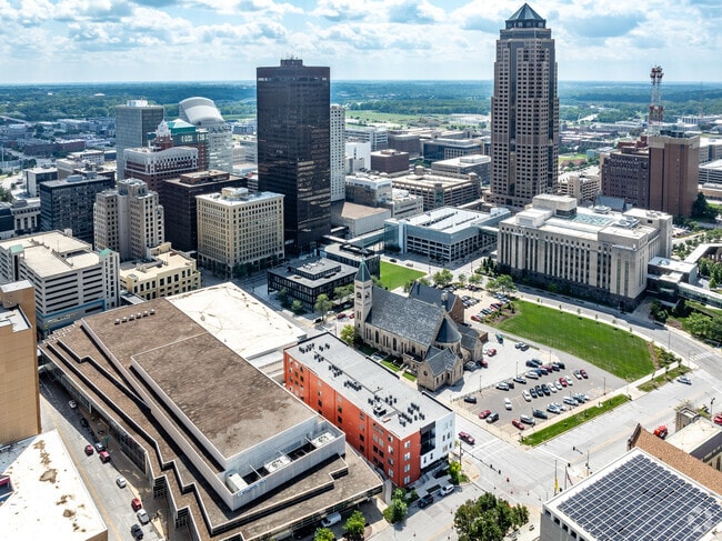 Carbon 550, Des Moines, IA 50309 - photo 4