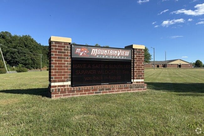 Mountain View High School serves the community of Stafford.