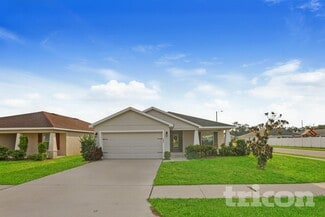 887 Orleans Dr, Eagle Lake, FL 33839