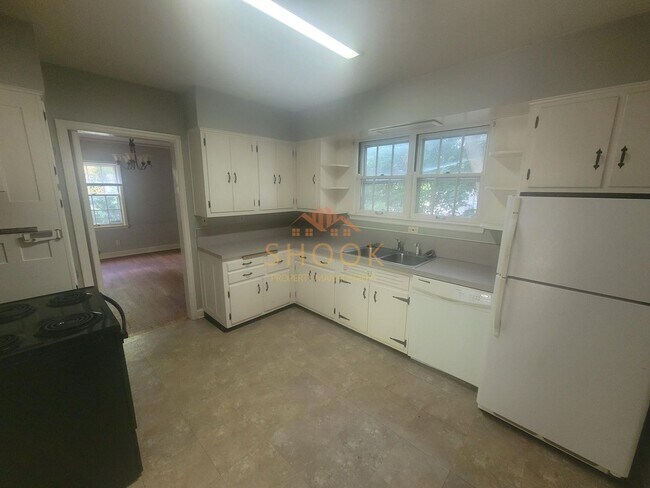 498 Littleton St, West Lafayette, IN 47906 - photo 5