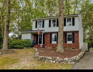 3513 Castlebury Dr, Chester, VA 23831