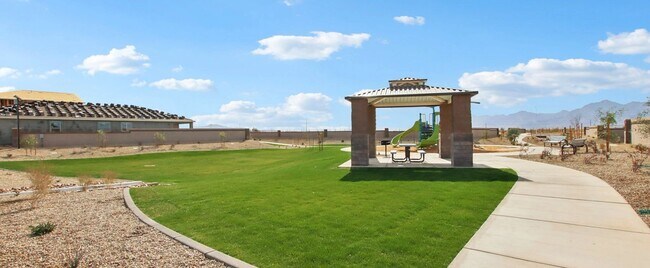 9541 W Tamarisk Ave, Tolleson, AZ 85353 - photo 4