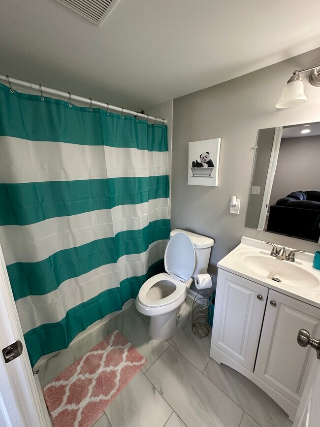 713 Biddle Rd unit Bedroom 6, Glen Burnie, MD 21060 - photo 5