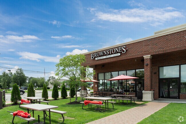 Discover flavor fusion at Brownstone's Cafe in Centereach.