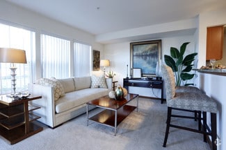 21428 Pacific Hwy S, Seatac, WA 98188