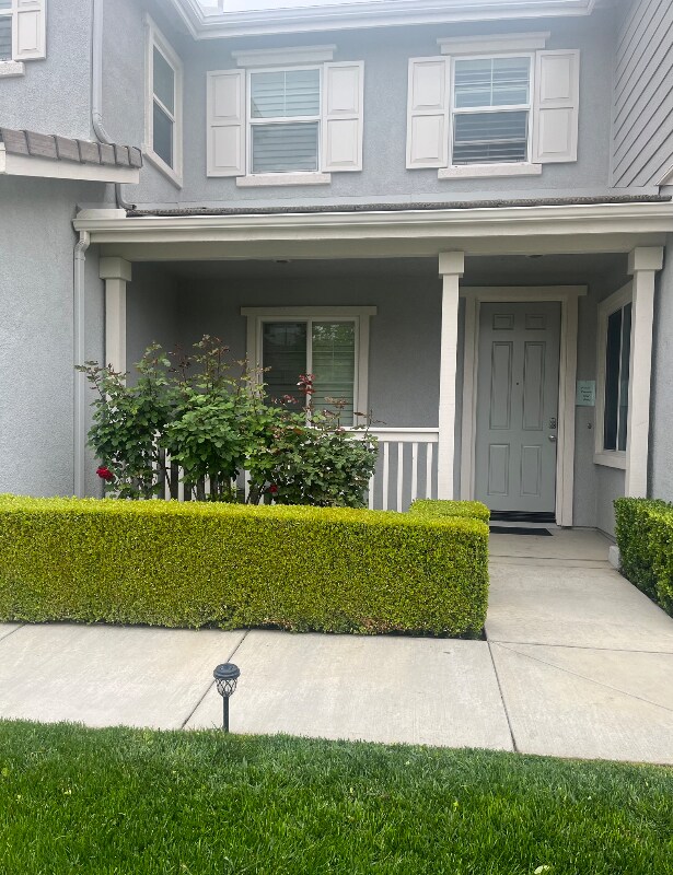 8418 Lourenco Ln Unit B, Corona, CA 92880