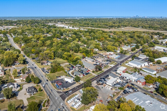 Residents of North Overland Park Hills have quick access to downtown Kansas City.