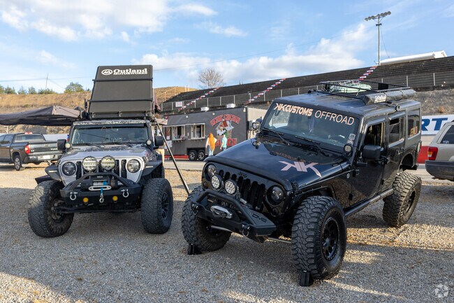 The Appalachian Jeep Meet offers many different styles of Jeeps from the Bloomington area.