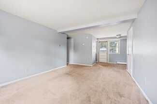 78 Orchard St, East Hartford, CT 06108