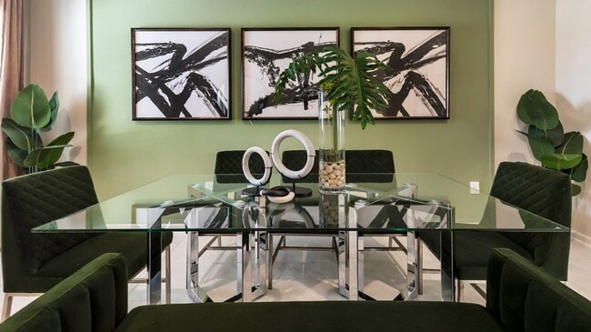 2728 Skyline Loop, Kissimmee, FL 34758 - photo 4