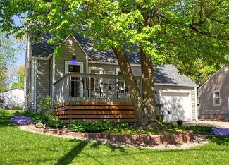 3830 50th St, Des Moines, IA 50310
