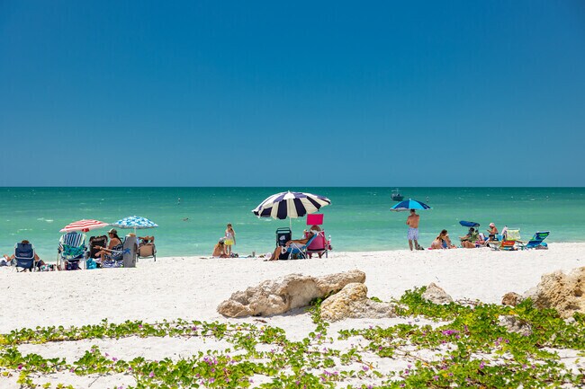 Quail West is just a short drive from the popular Barefoot Beach.