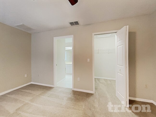 3233 Ambassador Ave, Spring Hill, FL 34609 - photo 7