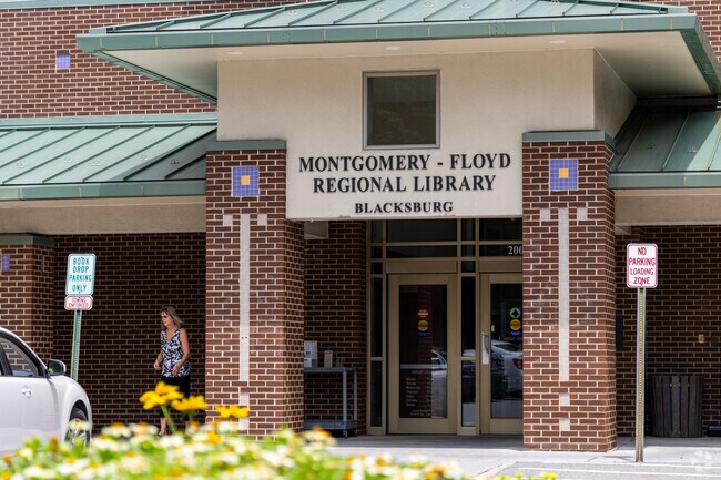 In Miller Southside, the Blacksburg Library offers a bike-share station.