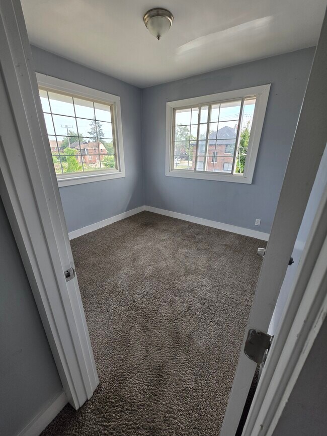 Rear Bedroom