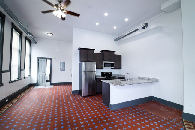 1 W Mcmillan St unit 2, Cincinnati, OH 45219 - photo 3