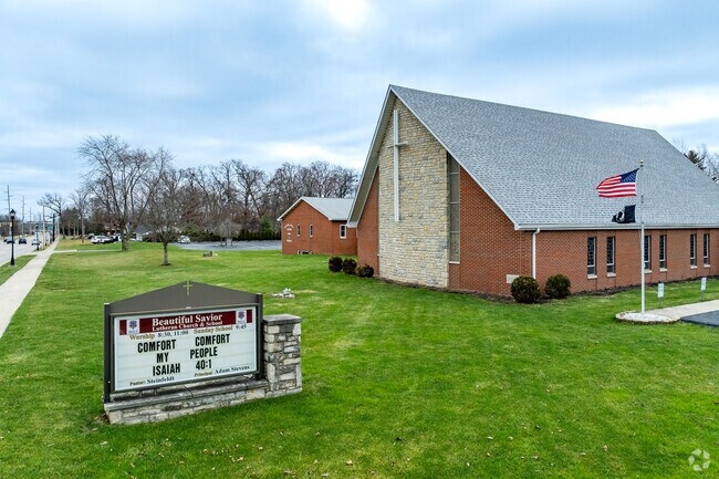 Beautiful Savior Evangelical Lutheran Elementary School is located in Grove City Ohio.