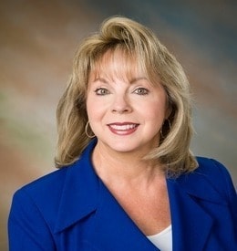 Lynne VanDeventer