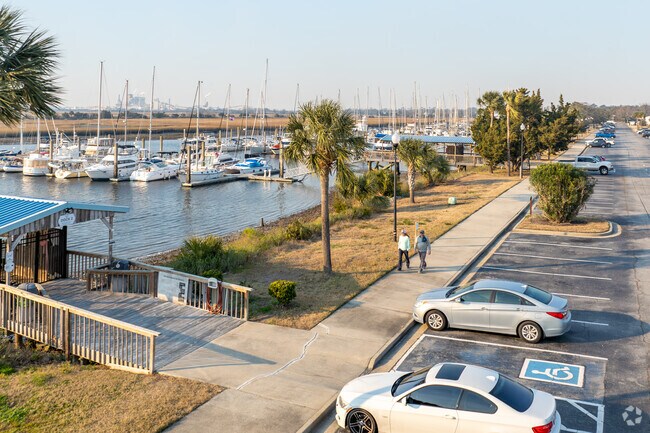 Experience coastal life at Brunswick Landing Marina, a vibrant boatyard and yacht club.