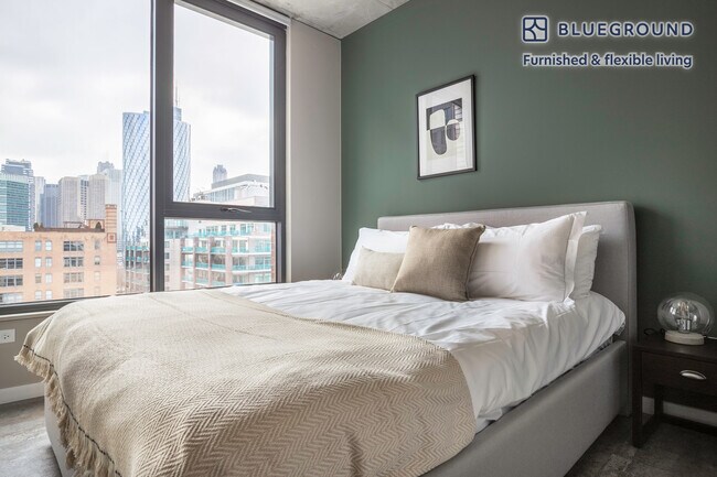 939 W Washington Blvd unit FL8-ID254, Chicago, IL 60607 - photo 6