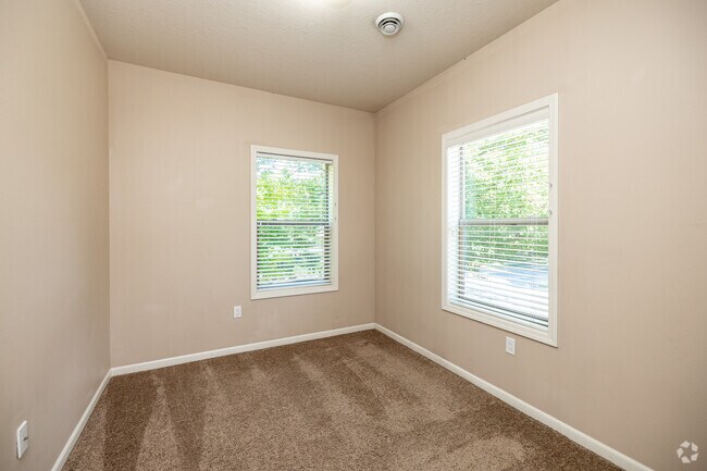 2BR + Den, 2BA - 870 SF