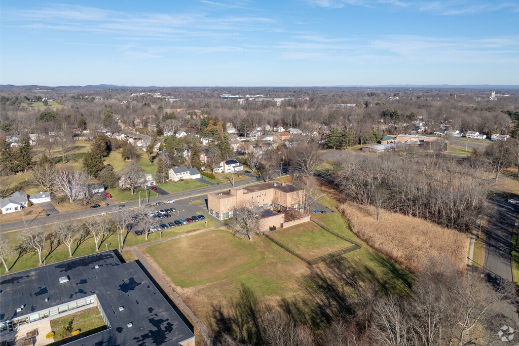 Ben Bronz Academy is a private school located in West Hartford, CT.