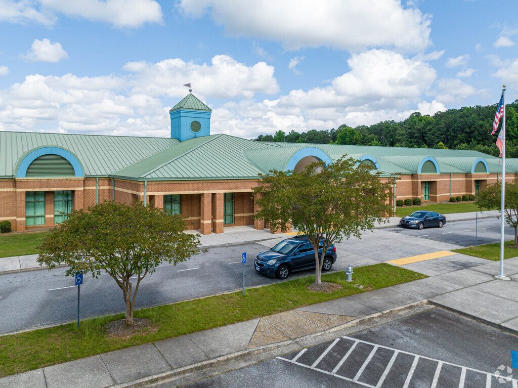 Thurgood Marshall Elementary School is located at 5885 Maddox Rd, Morrow, GA 30260.