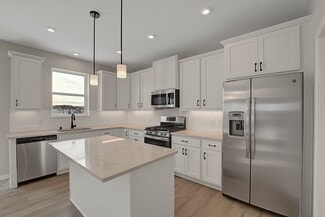 1881 Charleston Ln, Waconia, MN 55387