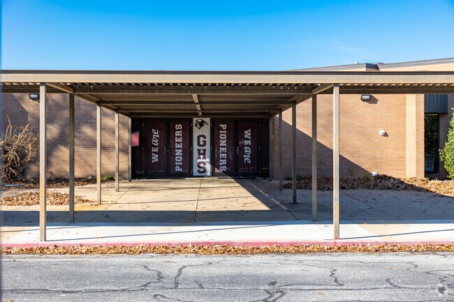 The Gentry High School mascot is the Pioneers.