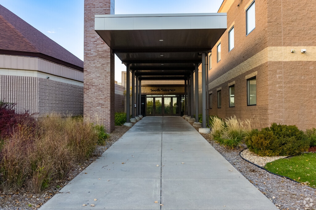 United Christian Academy provides education in the neighborhood of 
West Bloomington.