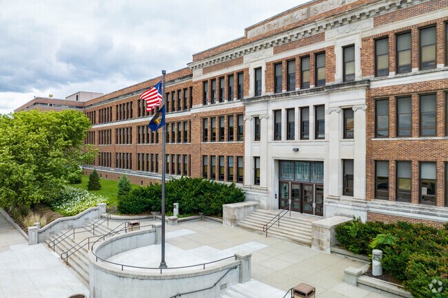 Omaha North Magnet High School campus is easily accessible in the Omaha community.