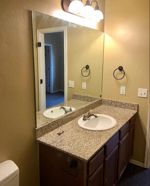 100 Barrett Place, Edmond, OK 73003 - photo 5