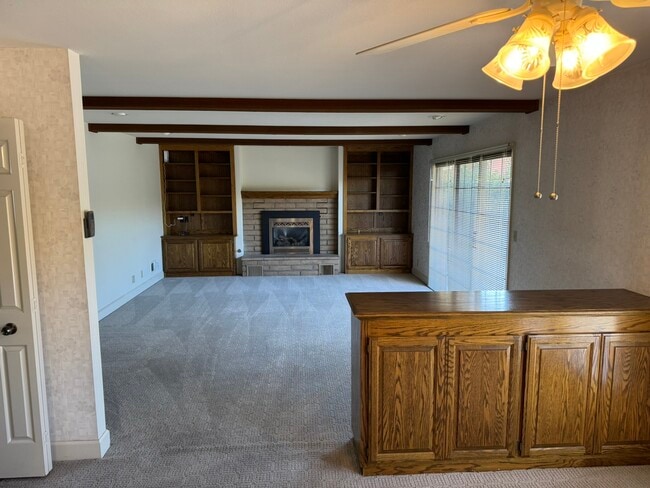 1118 Palo Alto Way, Salinas, CA 93901 - photo 4