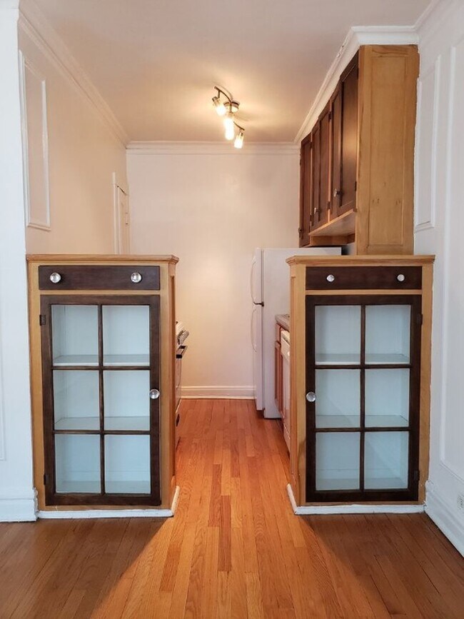 6200 N Clark St unit 26-3A, Chicago, IL 60660 - photo 4