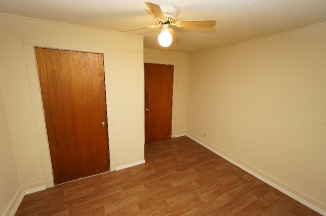 726 E Laurent St, Opelousas, LA 70570 - photo 4