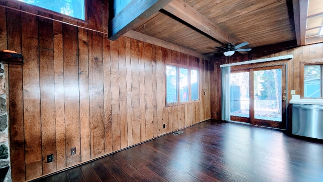 31502 Onacrest Dr, Running Springs, CA 92382 - photo 5