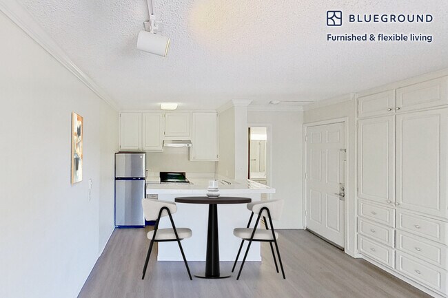 555 W Middlefield Rd unit FL3-ID9025A, Mountain View, CA 94043 - photo 5