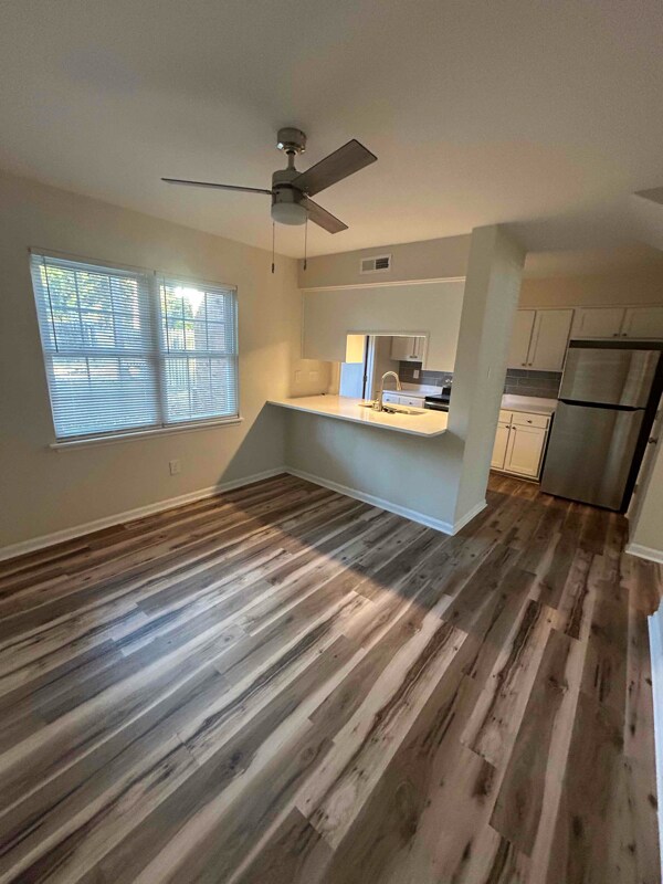 1021 Hunters Trace, Mount Pleasant, SC 29464 - photo 5