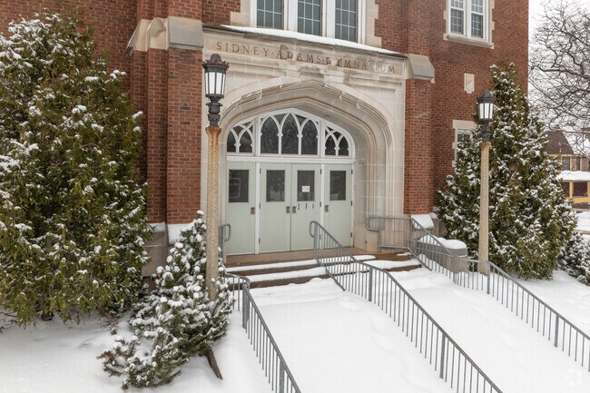 Graveraet Elementary has an indoor gymnasium for year-round activities.