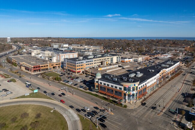 Modern shops and mixed-use buildings shape the heart of the Bender neighborhood in Wisconsin.
