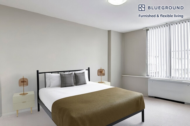 2111 Richmond Hwy unit ID8363A, Arlington, VA 22202 - photo 7