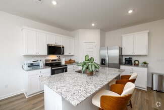 1544 Bermuda St, Lowell, AR 72745