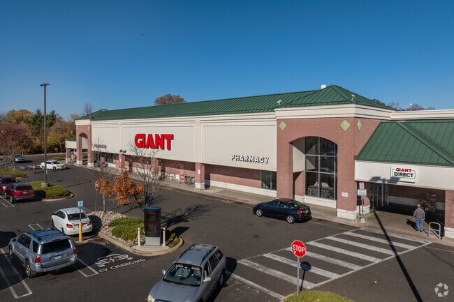 Giant is conveniently located near Indian Creek for residents' shopping needs.