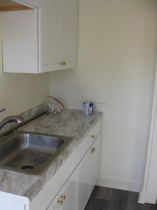 369 Front St Unit Townhouse, Berea, OH 44017